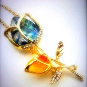 Vintage Betsey Johnson authentic pendant necklace/